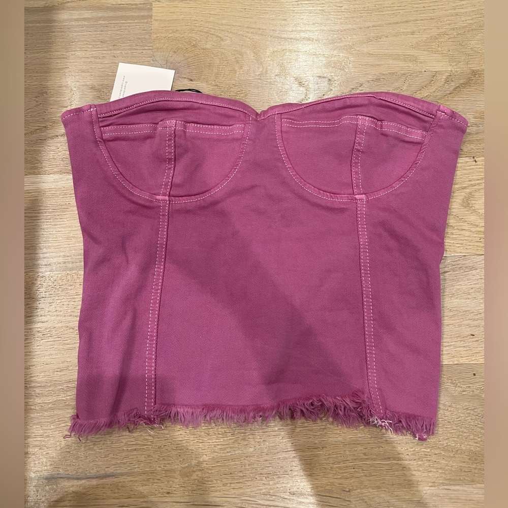 revolve pink too